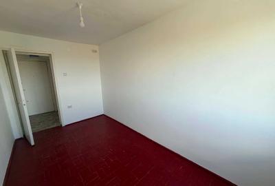 Apartament cu 3 camere semidecomandat în Central - 2