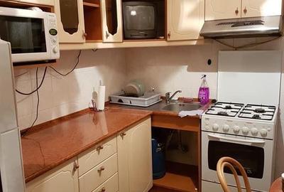 Apartament cu 3 camere decomandat în Central - 2