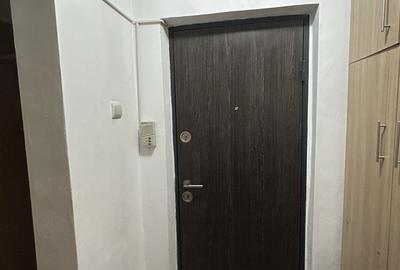 Garsonieră decomandată în Drumul Taberei