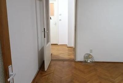 Apartament cu 3 camere semidecomandat, mobilat în Take Ionescu - 1