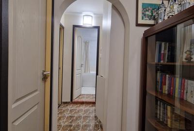 Apartament cu 2 camere decomandat în Vitan Mall - 14
