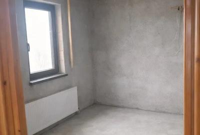 Casă cu 5 camere cu Teren 553 Mp în Stupini - 21