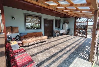 Casă individuală cu 4 camere cu Teren 640 Mp în Stâlpu