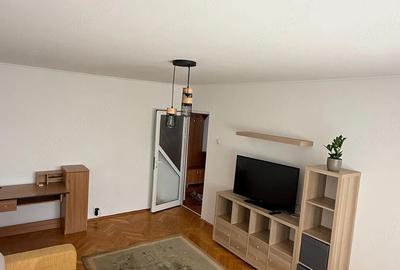 Apartament cu 2 camere decomandat în Nicolina - 2
