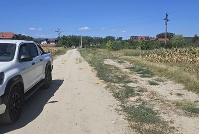 Spațiu comercial, în Budești