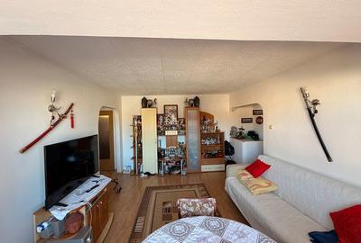 Apartament cu 2 camere semidecomandat în Central - 1
