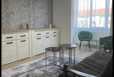 Apartament cu 2 camere semidecomandat în Exterior Vest