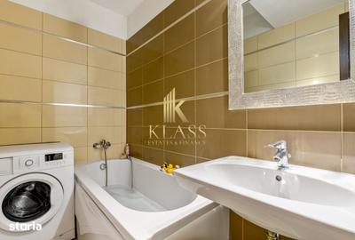 Apartament cu 3 camere semidecomandat în Victoriei
