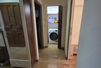 Apartament cu 3 camere decomandat în Spitalul Județean - 4
