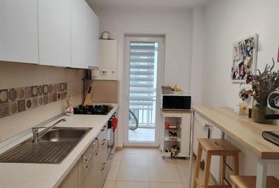 Apartament cu 3 camere decomandat, mobilat în Berceni
