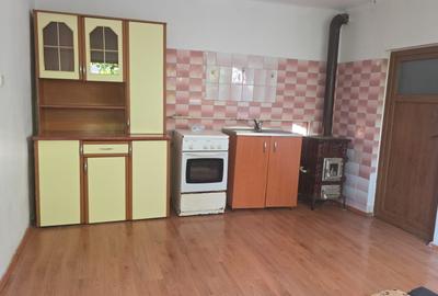 Casă cu 4 camere cu Teren 265 Mp în Central - 6