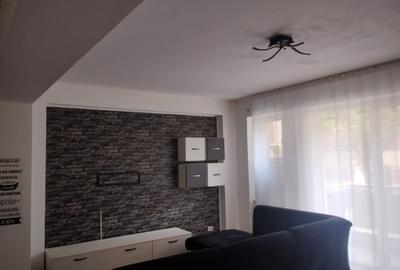 Apartament cu 2 camere decomandat în Tomis Nord
