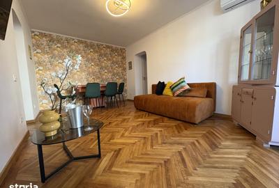 Apartament cu 3 camere semidecomandat, mobilat în Titan