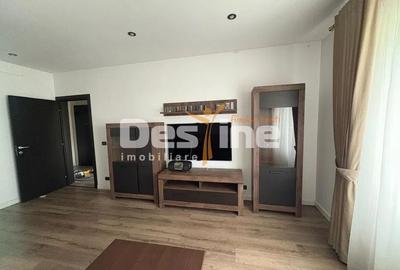 Apartament cu 2 camere decomandat în Centrul Civic