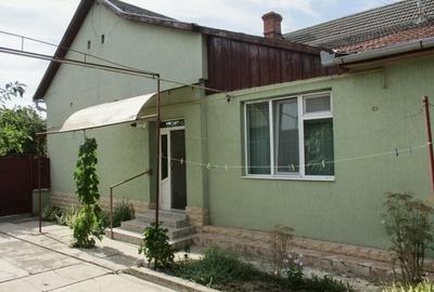 Casă cu 4 camere în Nădab