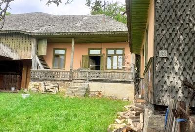 Casă individuală cu 2 camere cu Teren 991 Mp în Soveja