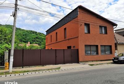 Casă cu 3 camere cu Teren 555 Mp în Central - 20