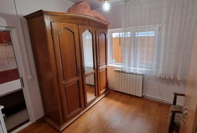 Casă cu 4 camere cu Canalizare în Dacia - 2