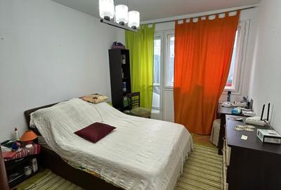 Apartament cu 3 camere semidecomandat în Crângași - 9