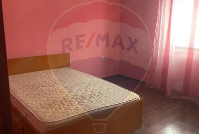 Casă cu 4 camere cu Teren 400 Mp în Beiu