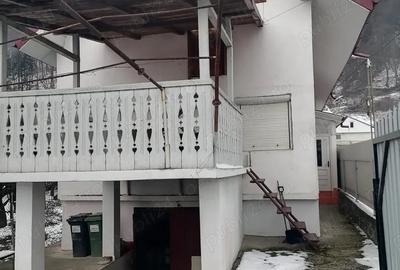 Casă cu 3 camere în Central - 19