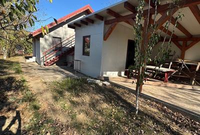 Casă cu 2 camere cu Teren 450 Mp în 3 Insule