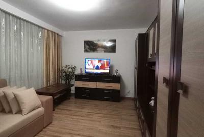 Garsonieră decomandată în Runcu - 1