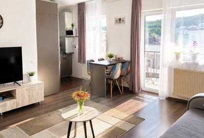 Apartament cu 2 camere semidecomandat în Florești