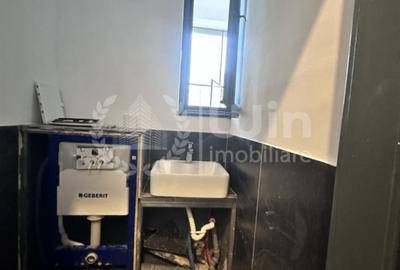Apartament cu 4 camere decomandat în Central - 9