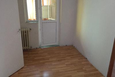 Apartament cu 2 camere semidecomandat în Vest