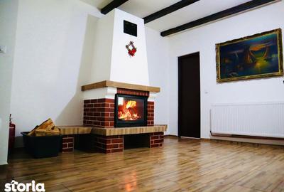 Casă cu 5 camere cu Teren 650 Mp în Râu Sadului - 1