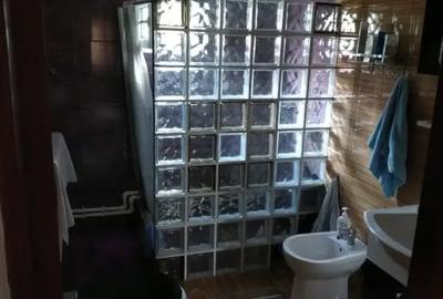 Casă cu 5 camere cu Teren 2099 Mp în Păru Rotund - 8