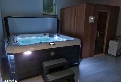 Casă cu 3 camere cu Teren 240 Mp în Central - 1