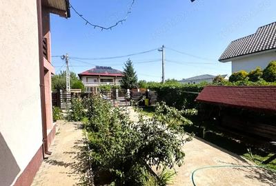 Casă cu 6 camere cu Teren 1250 Mp în Central - 18