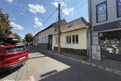 Spațiu comercial, de 100 mp, în Central