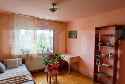 Garsonieră decomandată în Tudor