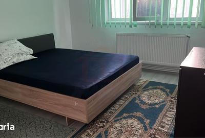 Apartament cu 2 camere decomandat, mobilat în Micro 20