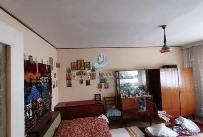 Apartament cu 2 camere decomandat în Mărăței