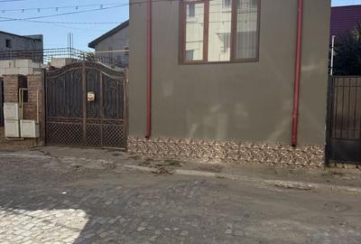 Casă cu 3 camere în Port