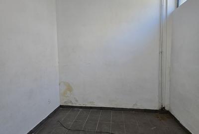 Spațiu comercial, de 80 mp, în Central - 2