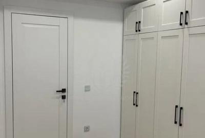 Apartament cu 3 camere decomandat în Albert