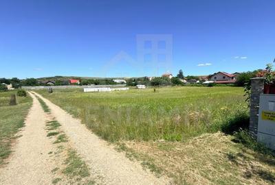 Teren de 1200 mp, în Izvor - 1