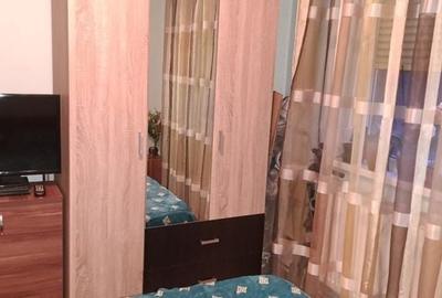 Apartament cu 2 camere în Viziru 3