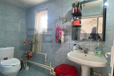Casă cu 3 camere cu Teren 532 Mp în Central - 2