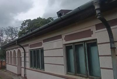 Casă cu Teren 2366 Mp în Căiata - 6