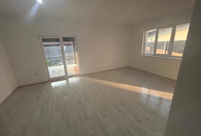 Casă cu Teren 135 Mp în Covaci - 5