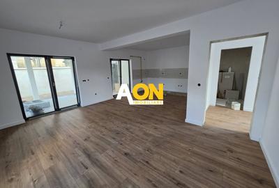Duplex cu 4 camere cu Canalizare în Cetate - 2