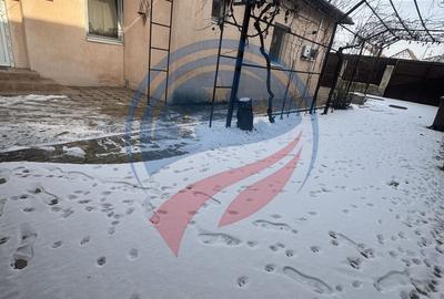 Casă individuală cu 3 camere cu Canalizare în Central - 9