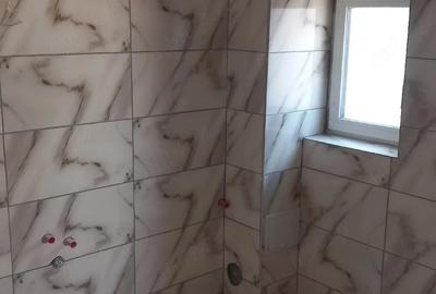 Casă cu 3 camere cu Teren 300 Mp în Central