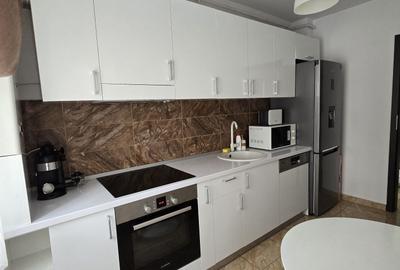 Apartament cu 2 camere decomandat în Metalurgiei - 2